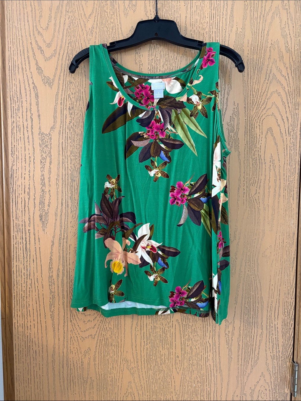 Chico's Emerald Green Floral Scoop Neck Tank